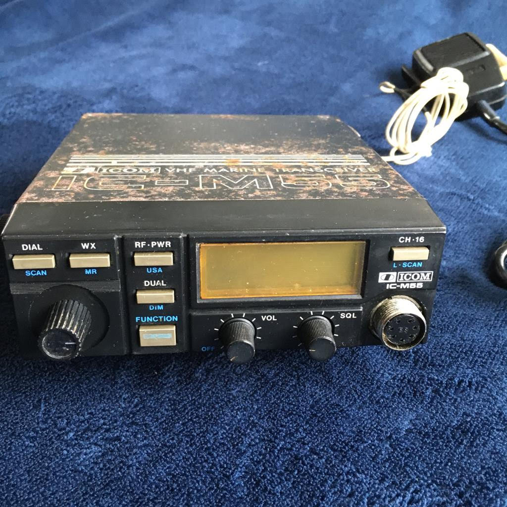 Radio VHF marítimo ICOM IC-M55